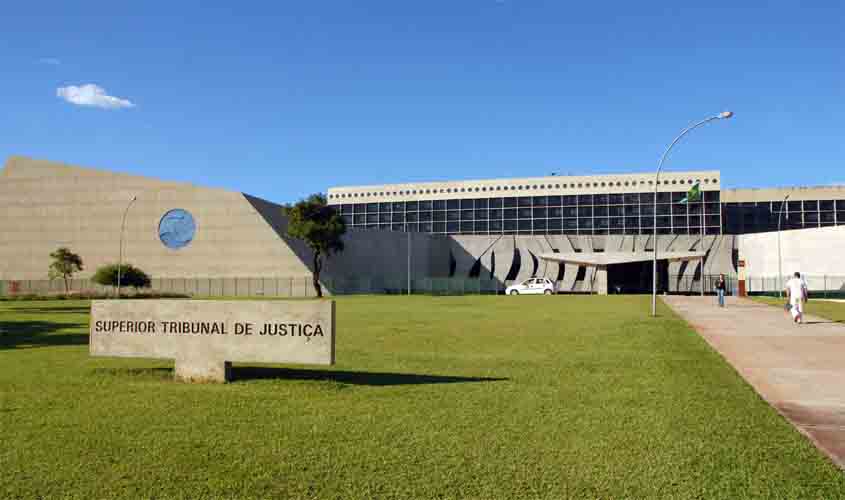 Humberto Martins nega liberdade a suspeitos de integrar facção criminosa