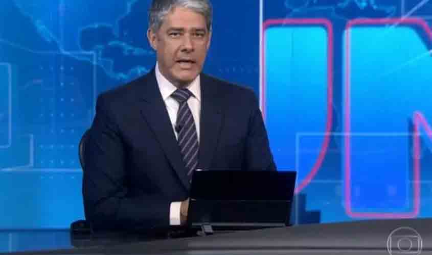 William Bonner viraliza após 'imitar' fala de Bolsonaro no Jornal Nacional (vídeo)