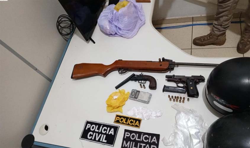 Operação prende dois suspeitos e apreende armas e drogas