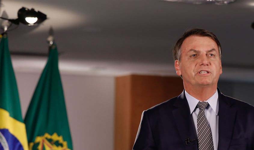 Bolsonaro diz que não há motivo para pânico sobre o coronavírus