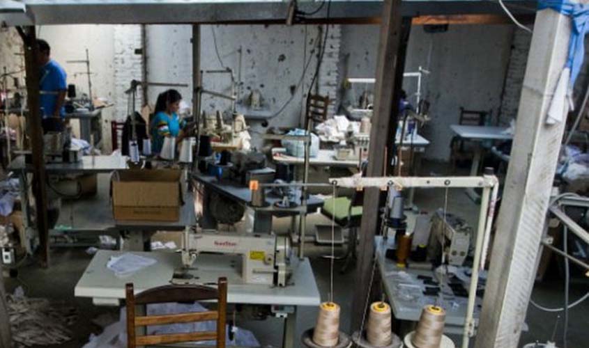 Empresa de moda é condenada por submeter trabalhadores bolivianos a condições degradantes