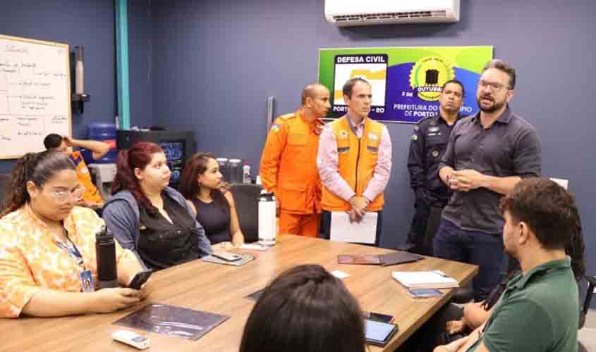  MPRO acompanha trabalhos na Sala de Situação da Defesa Civil de Porto Velho