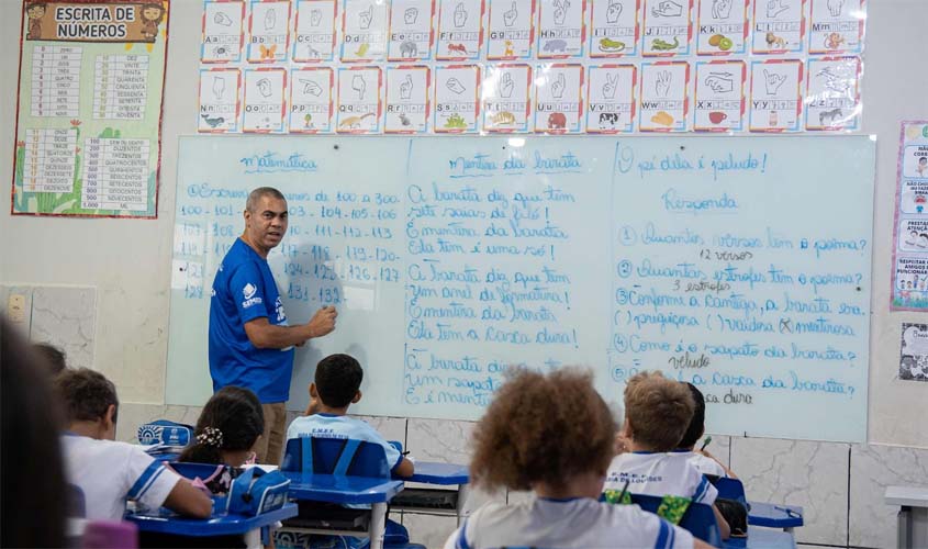 Município atinge 87% de crianças alfabetizadas em 2025