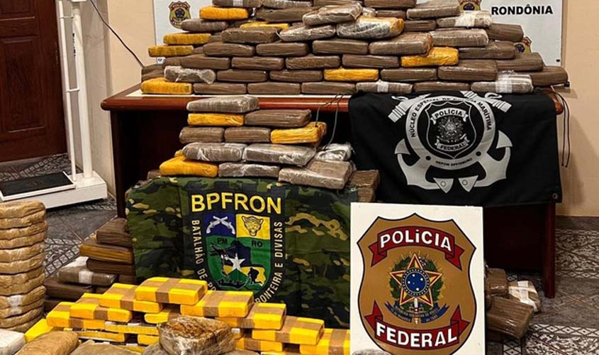 PF, BPFRON e PRF apreendem 300 kg de drogas no Rio Madeira