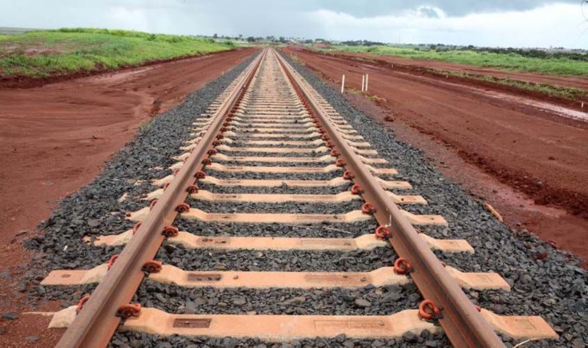 Mais de 30% da malha ferroviária estão inutilizados, diz estudo da CNI