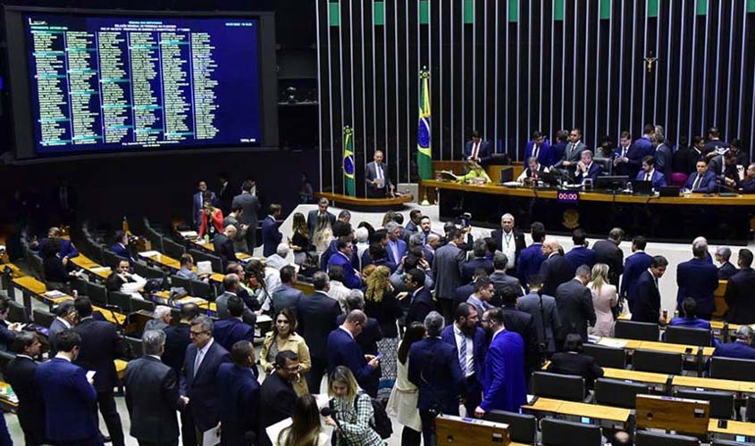 Senadores repercutem aprovação da reforma tributária na Câmara  