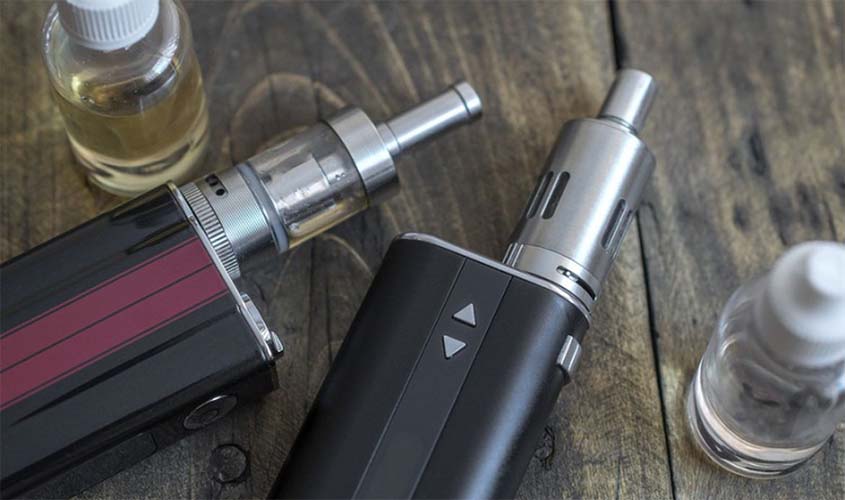 Apesar de proibida, venda de cigarros eletrônicos continua no Brasil