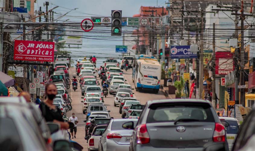 Cláudia de Jesus propõe redução de impostos para baixar preços de veículos populares em Rondônia