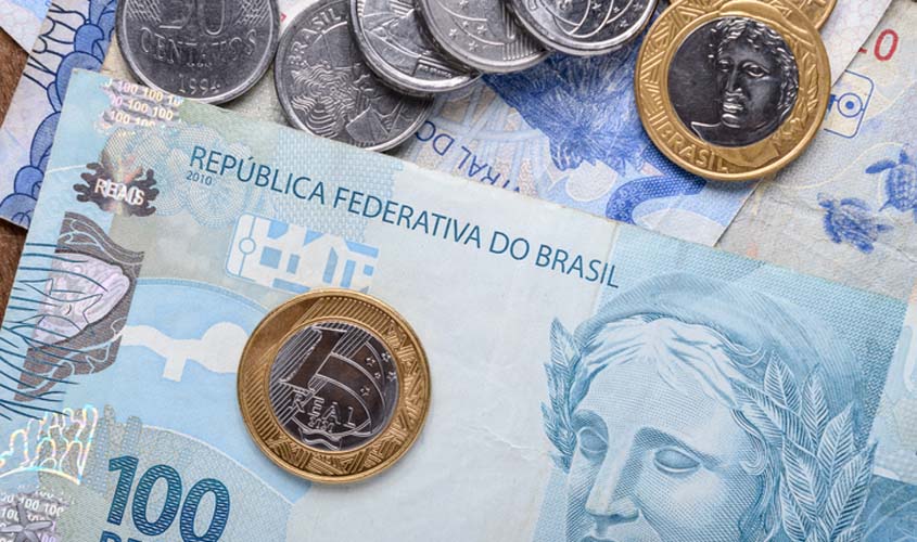 Banco poderá compensar horas extras deferidas em juízo com gratificação paga a bancário