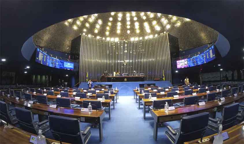 Oposição desocupa Senado sem acordo para impeachment de Moraes