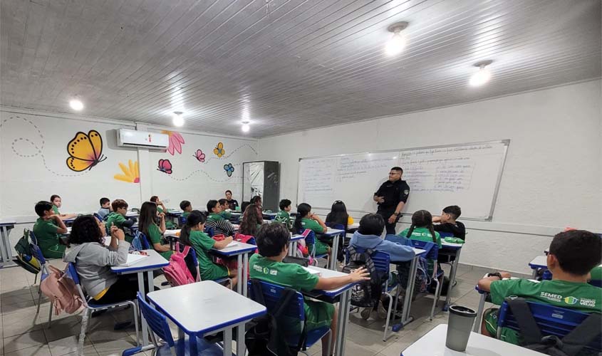 Salas climatizadas melhoram rotina de alunos e professores