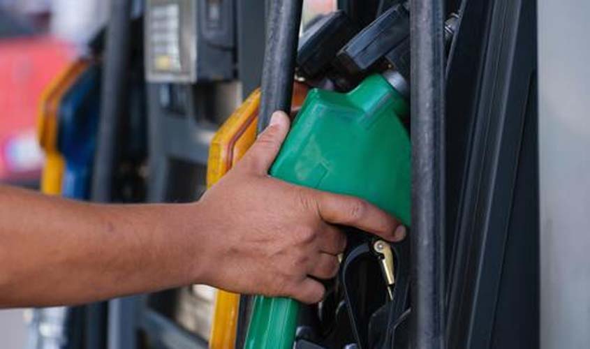 ANP fiscaliza mercado de combustíveis em 13 unidades federativas