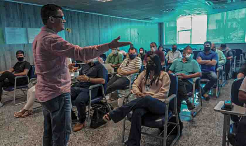 Gerentes dos Escritórios Regionais da Sedam participam de workshop voltado à comunicação