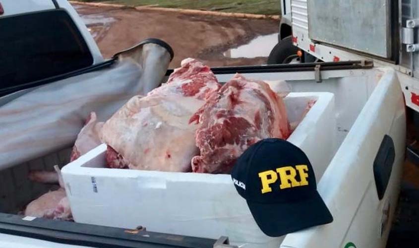 PRF apreende 200 kg de carne suína transportada indevidamente
