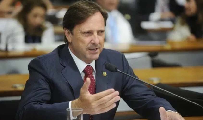 Acir Gurgacz destina R$ 6 milhões para saúde em Rondônia