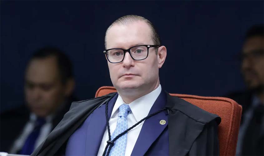 Maioria do STF mantém condenação de Bolsonaro