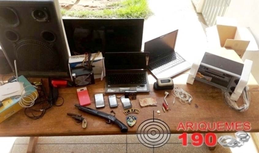 Policiais do 7° BPM em Cujubim prendem quadrilha que planejava roubo a relojoaria e apreendem armas