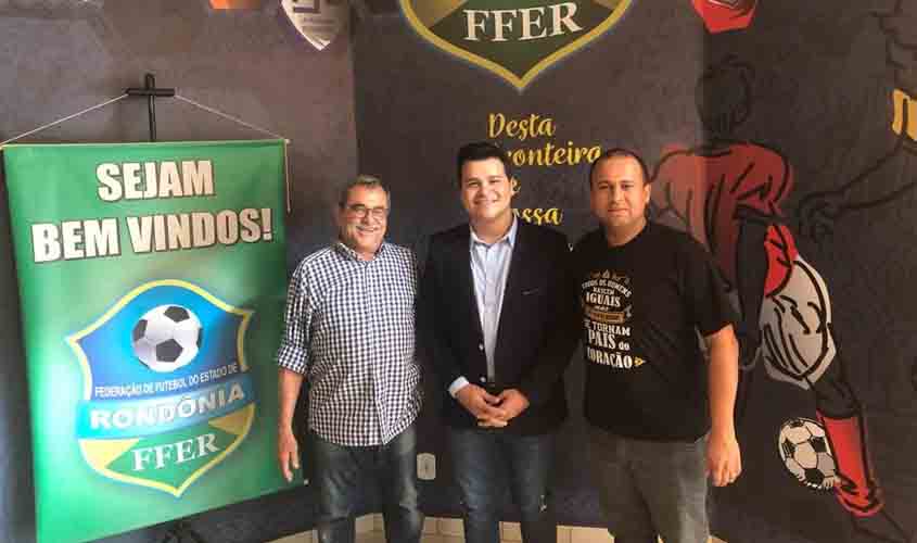 Federação de Futebol busca apoio do deputado Marcelo Cruz para campeonato 2021