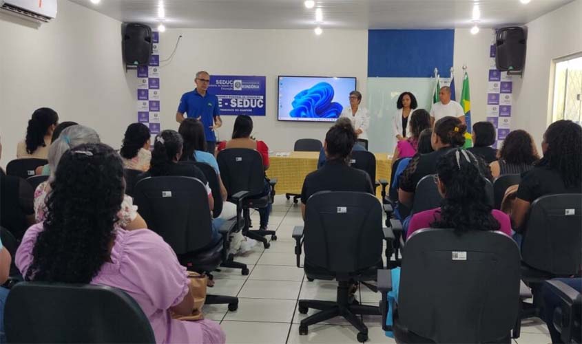 Técnicos de escolas recebem capacitação em manipulação de alimentos