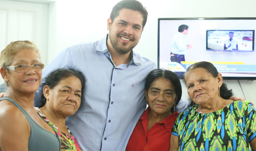 Jean Oliveira parabeniza as mulheres no seu Dia Internacional