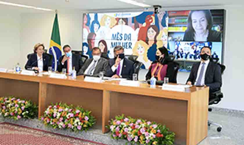 Fux defende atuação do Judiciário para correção de erros históricos contra as mulheres