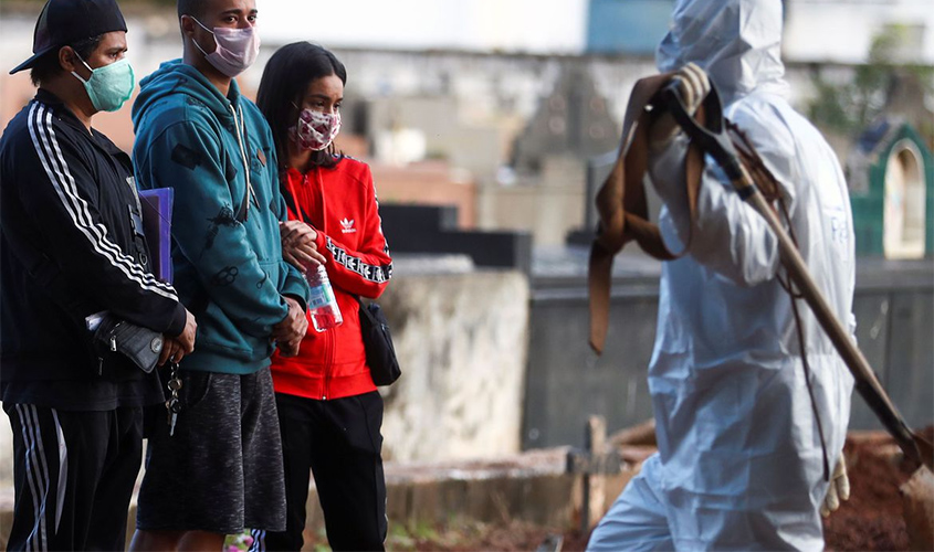 Covid-19: Brasil bate novo recorde de mortes nas últimas 24h, com 751