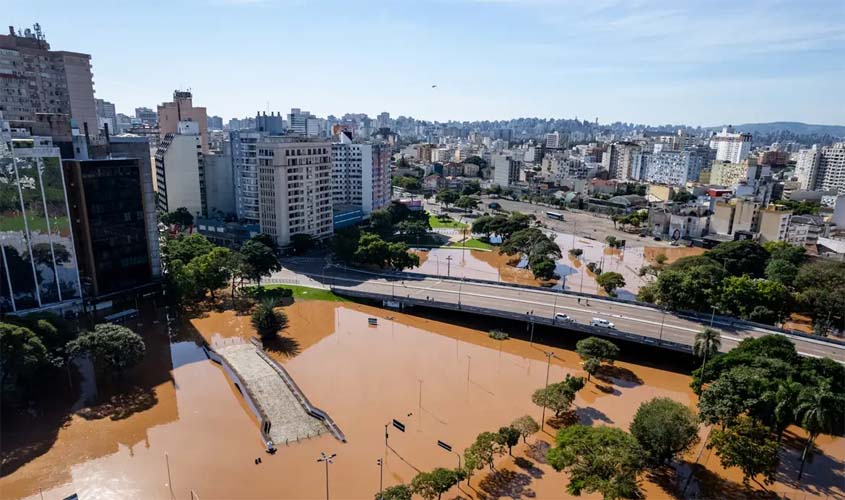 Chega a 100 o número de mortes confirmadas no Rio Grande do Sul