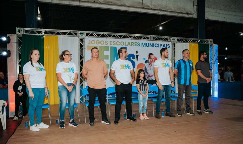 Prefeito Affonso Cândido faz abertura oficial do JEMs