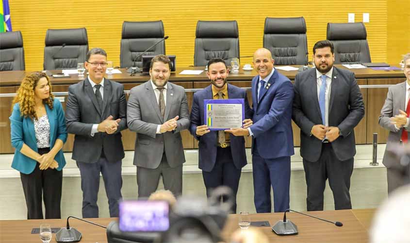 Presidente diz que homenagem a Junior Gonçalves é reconhecimento justo pelo trabalho