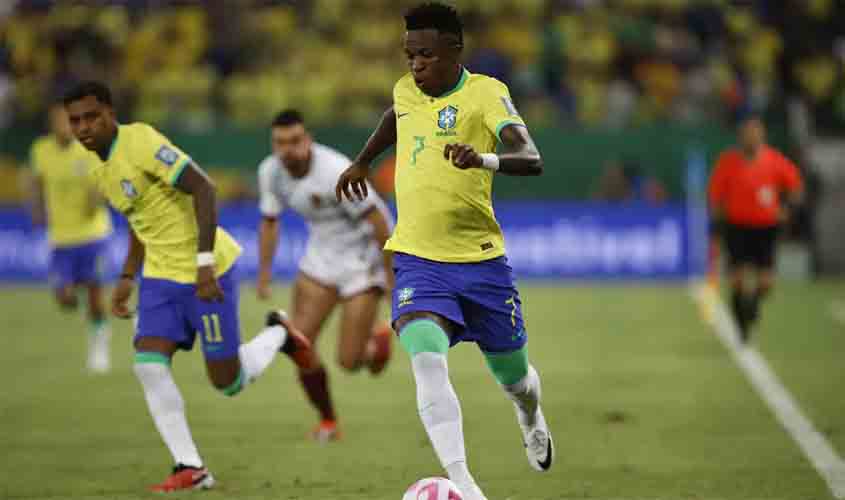 Seleção brasileira encara México em amistoso neste sábado nos EUA