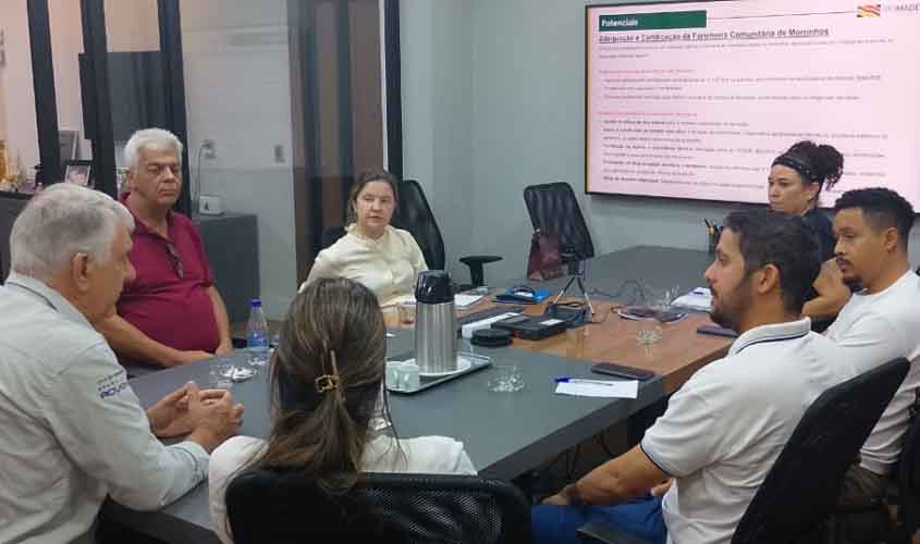 Prefeitura fortalece parceria com Projeto Rio Madeira REDD+ em ação de preservação ambiental e geração de renda