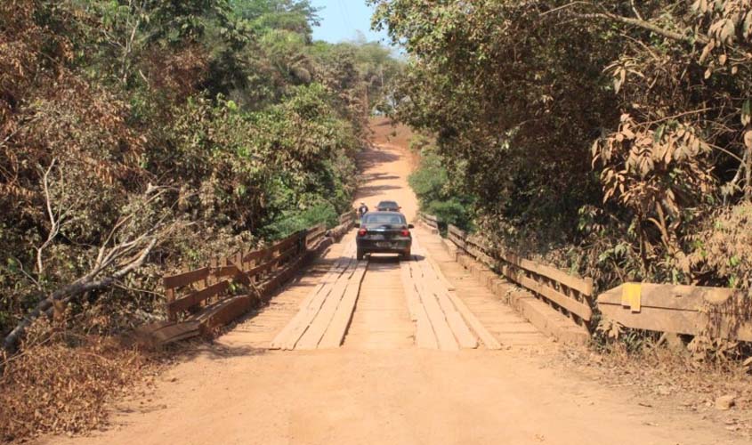 Ponte sobre o Rio das Garças está liberada para o tráfego de carretas e caminhões