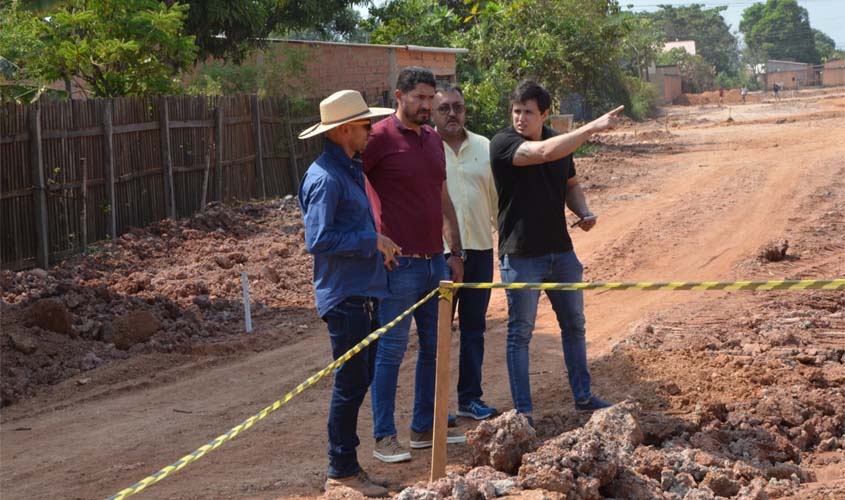 Vereador Márcio Pacele: Impulsionando Melhorias nos Bairros Três Marias e Cidade do Lobo