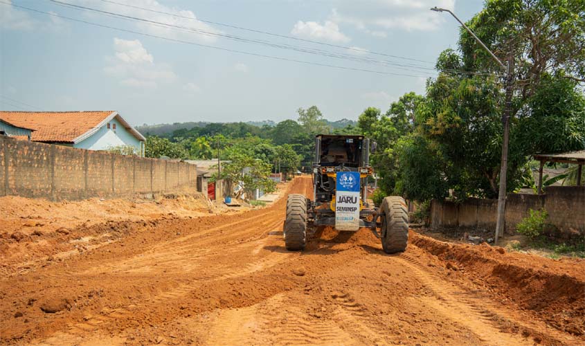 Avenida Brasil ganha drenagem e asfalto novo