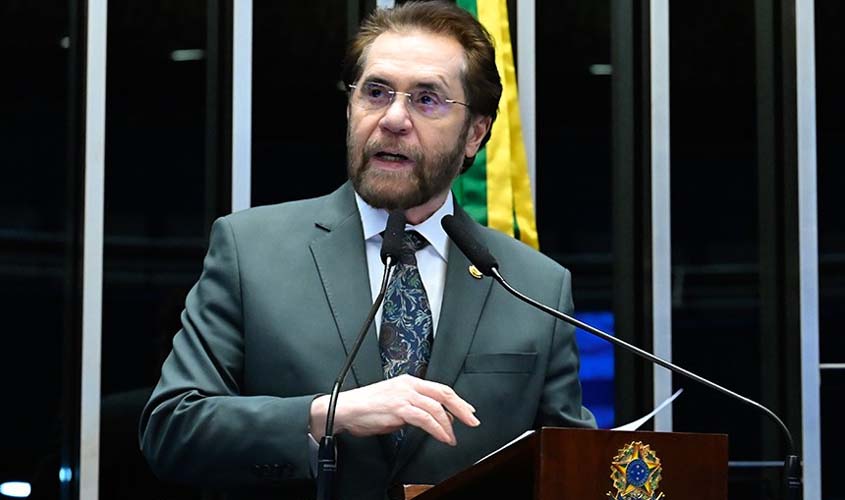 Plínio cobra explicações sobre privatização de hidrovias