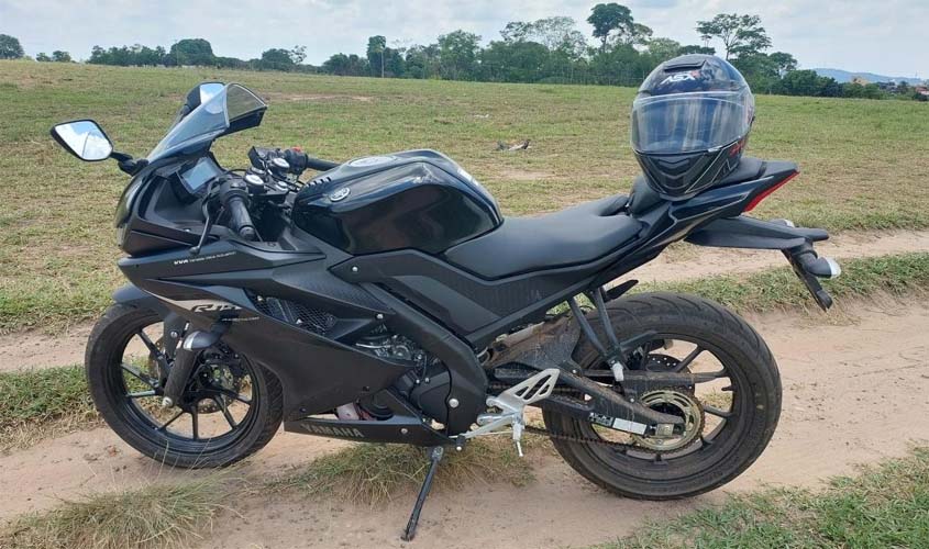 Veículo furtado é recuperado pela PM em Cacoal