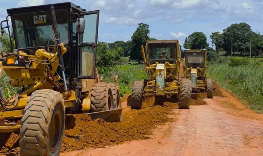 Governo de RO realiza obras na RO-383