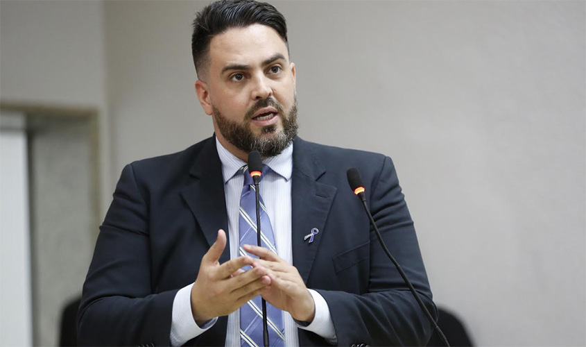 Léo Moraes requer Voto de Pesar à família do médico Jacob Freitas Atallah