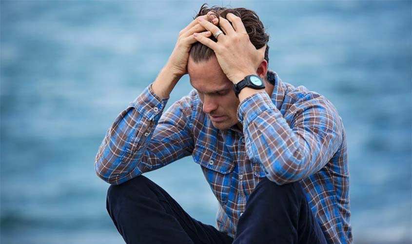 Stress e ansiedade fazem 38% dos homens entre 18 e 35 anos terem disfunção erétil - como tratá-la?