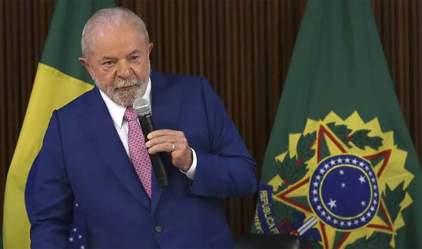 Lula, assuma o comando!