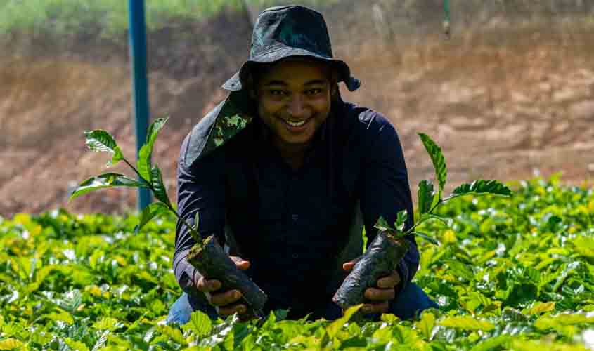 Governo de RO institui Programa Estadual Jovem Empreendedor Rural para fortalecer a juventude no campo