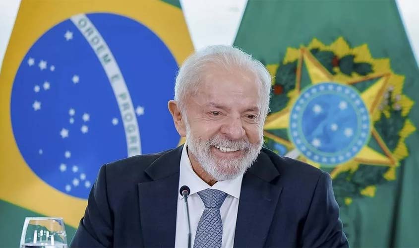 Apesar das turbulências, Lula mantém favoritismo na polarização