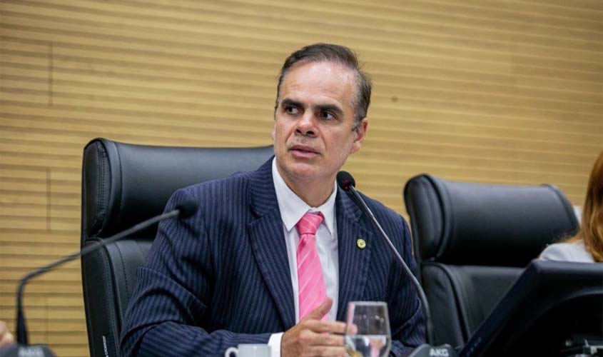 Emenda de R$ 450 mil para show em Guajará Mirim gera repercussão nas redes