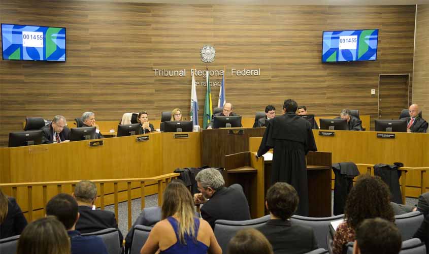 Justiça bloqueia R$ 32 milhões de Temer e coronel Lima