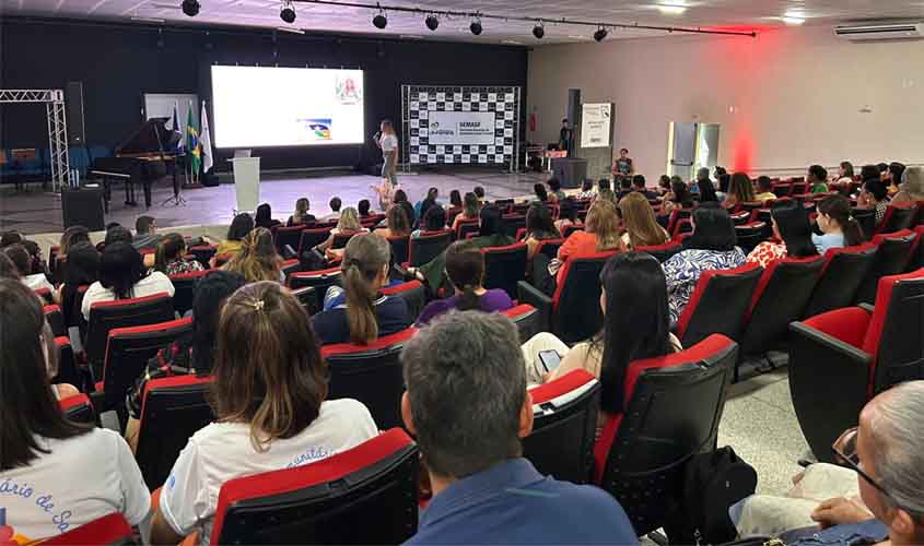 Servidores municipais participam de capacitação sobre neurodiversidade   