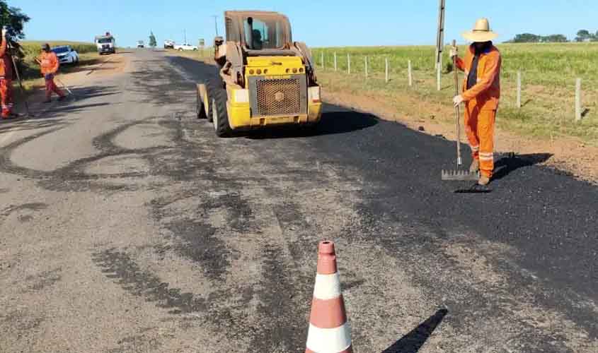 Rodovia-370 recebe micro revestimento asfáltico em ação do governo de RO