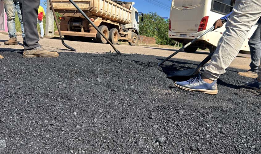 Prefeitura intensifica tapa-buraco no São Cristóvão
