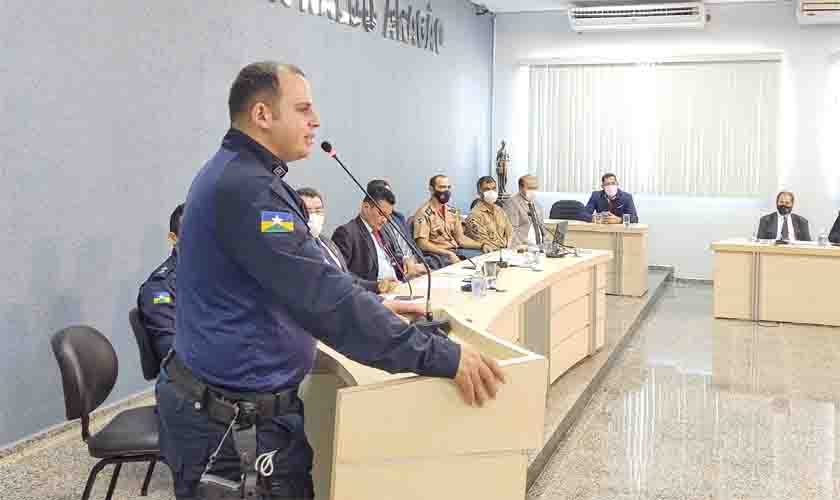 Policial Militar recebe Moção de Aplauso da Câmara Municipal 