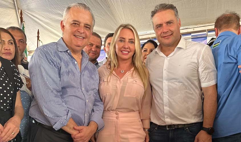 Ieda Chaves participa de entrega de Porto em Guajará e reforça a necessidade de investimentos