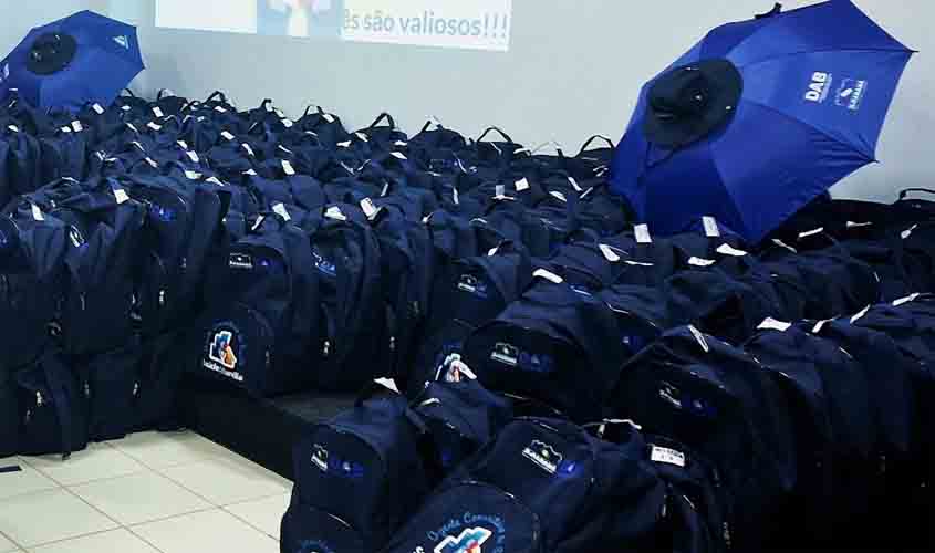 Mais de 180 kits de saúde são entregues a agentes comunitários